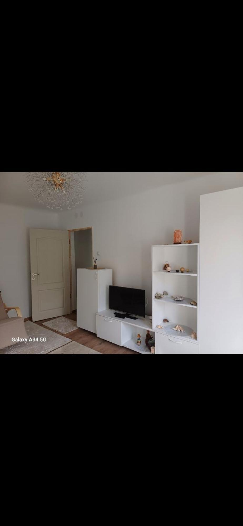 Appartement Garsoniera Luminoasa à Craiova Extérieur photo